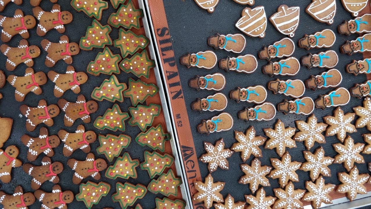Of truffles and gingerbread: Three Christmas sweets you can make in an hour  